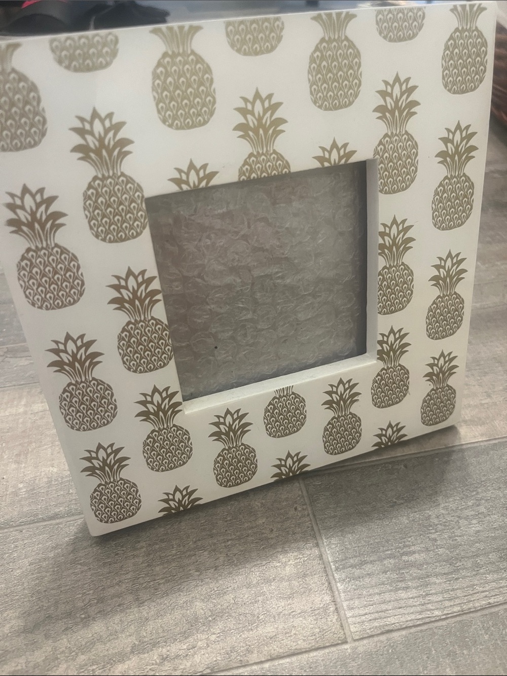 White and Gold Pineapple Accent Photo Frame -